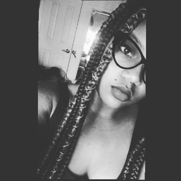 Meet your Posher, Daisy - Picture 1 of 1